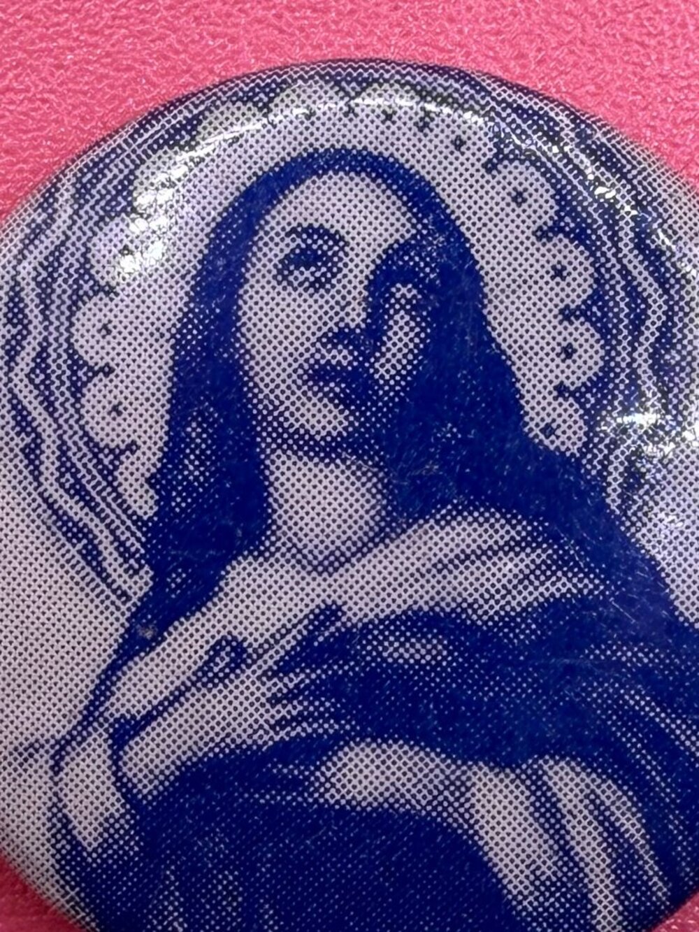 Vintage Virgin Mary Religious Pin Brooch Pinback - Picture 6 of 10